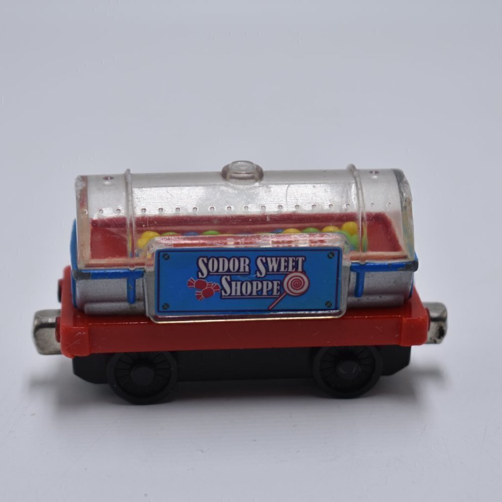 Thomas and Friends Mattel Sodor Sweet Shoppe Tanker Diecast Train Car 2009